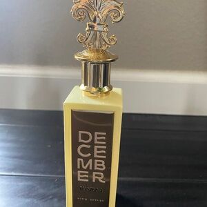 Paris Corner December Vanilla